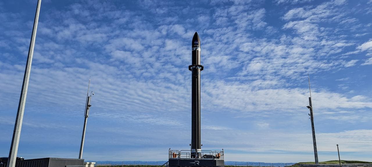 Rocket Lab Electron rocket on the launch pad